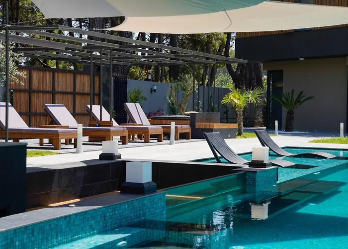 Modern Antalya With Private Pool & Garden -10 Guests *