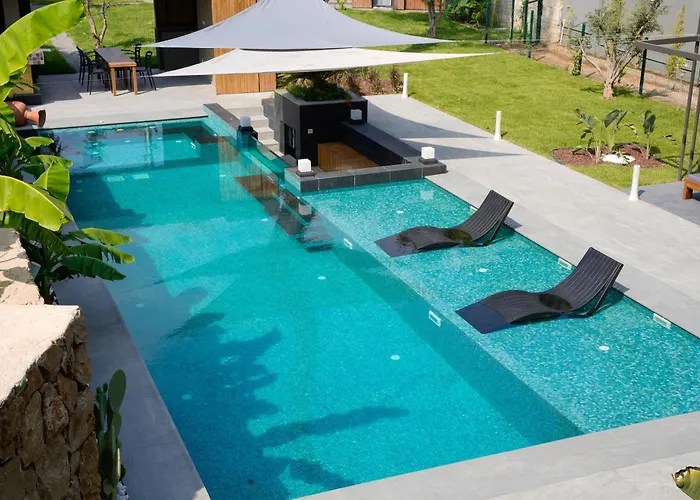 Modern Antalya With Private Pool & Garden -10 Guests Vila