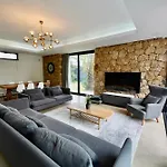 Modern Antalya With Private Pool & Garden -10 Guests וילה *